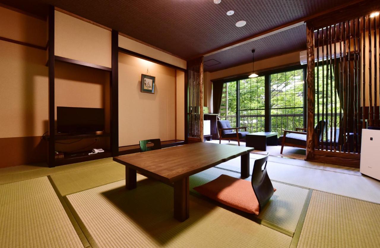 Hotel Kutsurogijyuku Shintaki Aizu-Wakamatsu Zewnętrze zdjęcie
