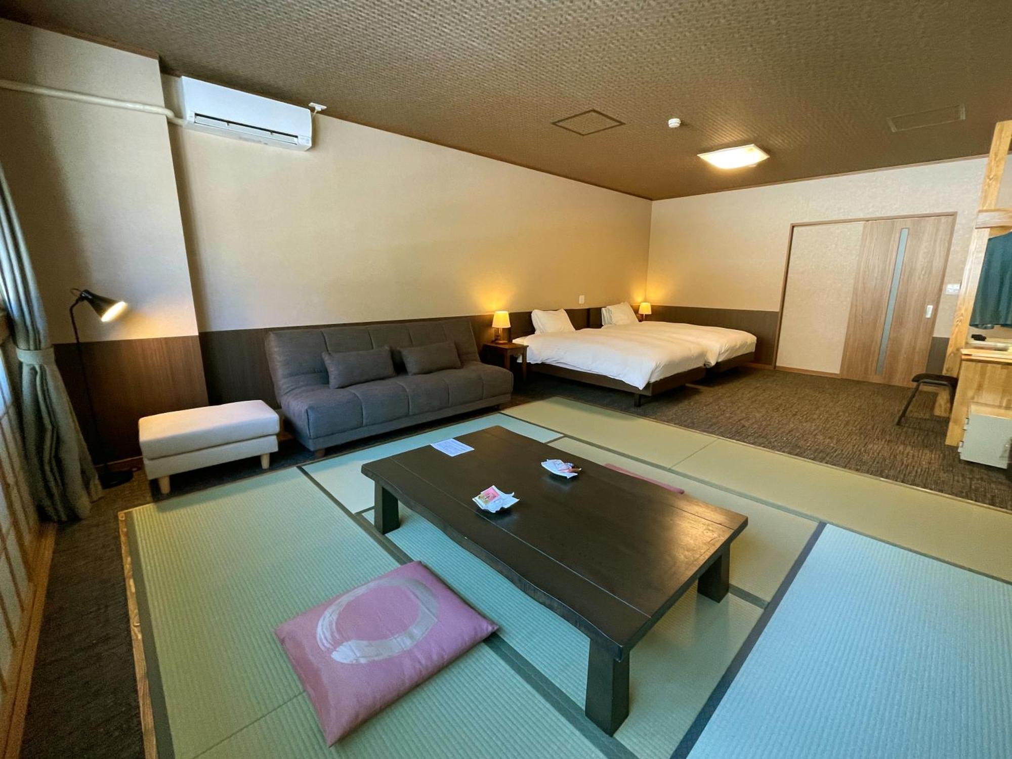 Hotel Kutsurogijyuku Shintaki Aizu-Wakamatsu Zewnętrze zdjęcie